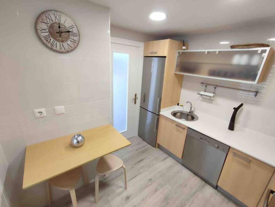 Exclusivo Apartamento Con Aparcamiento Gratuito ลาเรโด ภายนอก รูปภาพ