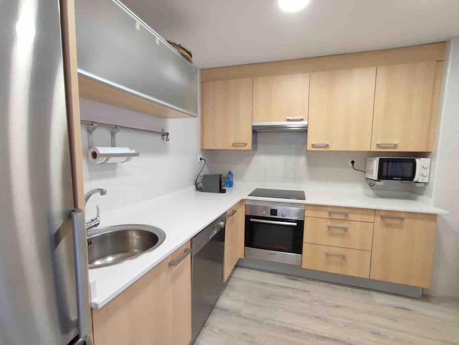 Exclusivo Apartamento Con Aparcamiento Gratuito ลาเรโด ภายนอก รูปภาพ